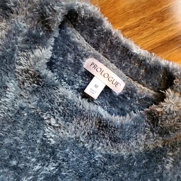 PROLOGUE Velour Sweater - Size M (NWOT) - Picture 3 of 7